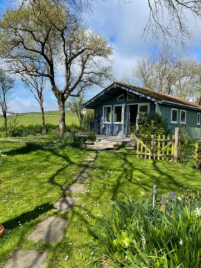 Beech Hut - a streamside family escape near Salcombe and Beaches